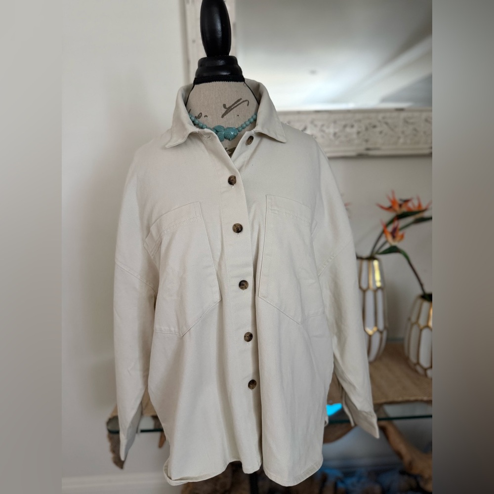 NEW with Tags 100% Thick Soft Cotton Banana Republic Cream Button-Up Shirt - LRG